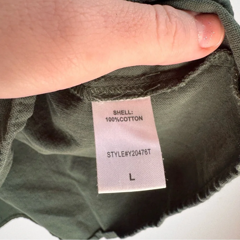 Pomander Place Finley flutter sleeve top green Large - Picture 4 of 6